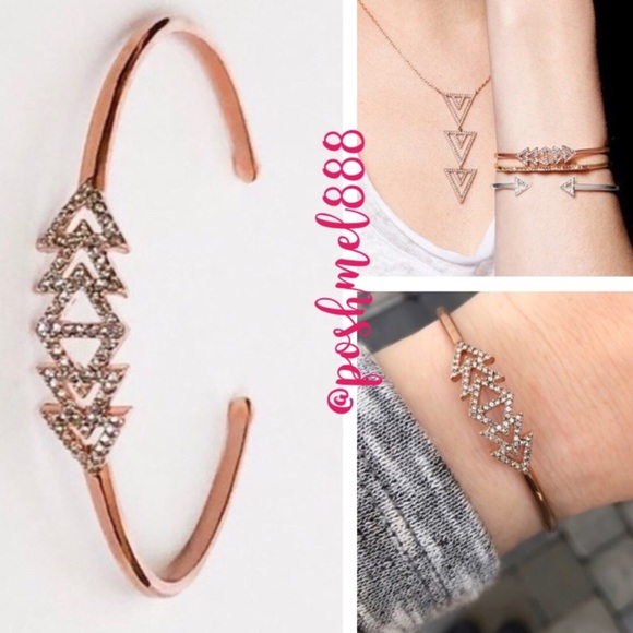 Stella & Dot Delicate Pavé Triangle Cuff Bracelet - Picture 3 of 9